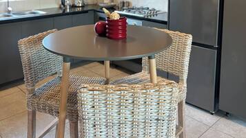 Apartment, 1 Schlafzimmer, Terrasse | Eigene Küche