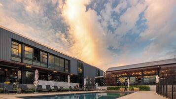 Apartment, 1 Bedroom, Patio | Pool
