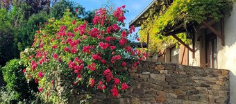 Ferienhaus „Gîte De La Source“ mit privater Terrasse und Garten