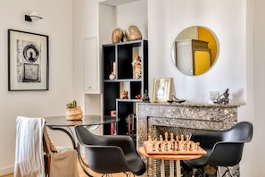 Dining - Les Jardins des Arceaux - First Concierge Service (Montpellier)