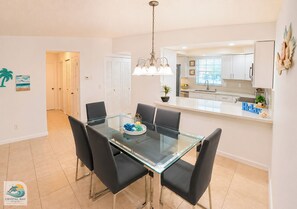 Dining - Crystal Bay Stays, a stylish 2BR/2BA coastal getaway to 7 Min Drive to Beach (Englewood)
