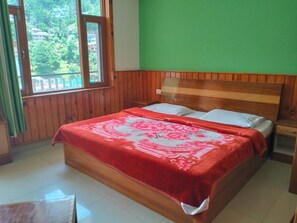 Free WiFi - Hill Town (Dharamshala)