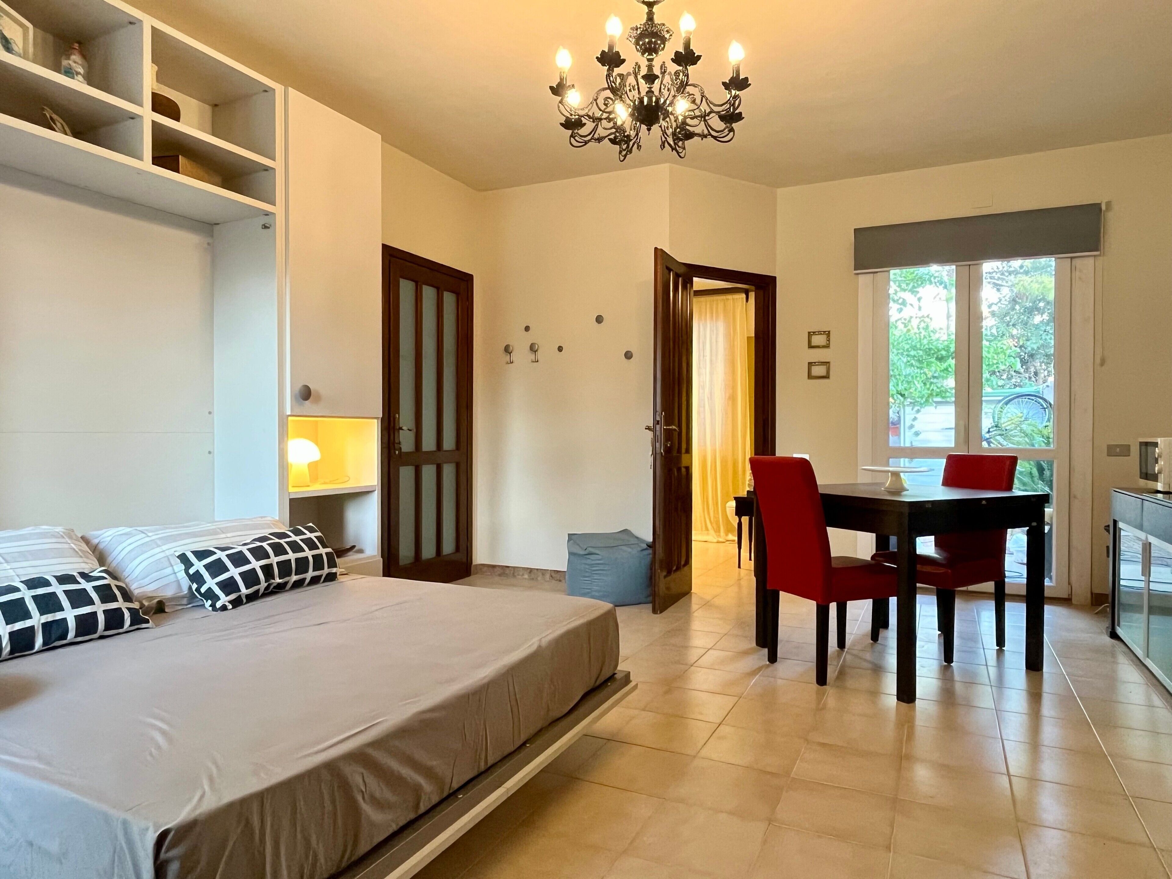 Bügeleisen/Bügelbrett, WLAN, Bettwäsche