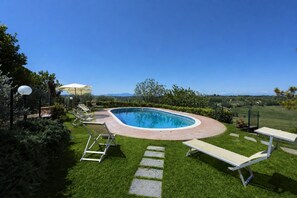 Outdoor pool - Villa Quintino by MMega (San Miniato)