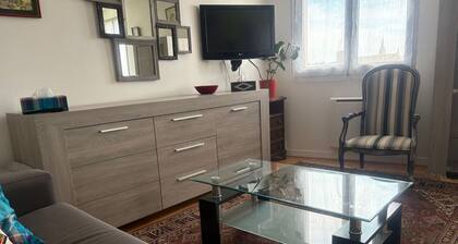 Chic studio en centre-ville, parking - 2 pers.