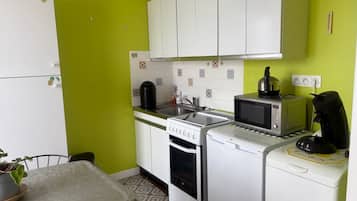 Refrigerador, microondas y horno