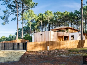 Exterior - Villa pool and AC, PMR - 8/10 guests (Biscarrosse)