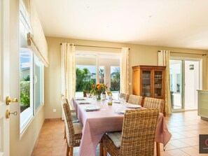 Dining - Contemporary villa with pool - 8 guests (Sanguinet)