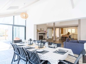 Dining - Villa with pool - 13 guests, near beach (Biscarrosse)