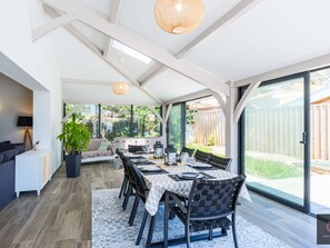 Dining - Villa with pool - 13 guests, near beach (Biscarrosse)