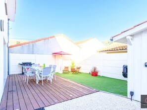 Outdoor dining - Charming house in Biscarrosse - 6 guests (Biscarrosse)