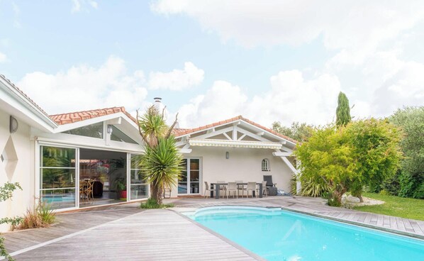 Pool - One-story villa with pool - 8 guests (Biscarrosse)