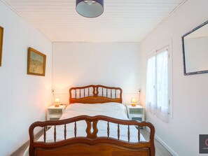 Room - Charming house with parking - 6 guests. Near lake (Biscarrosse)