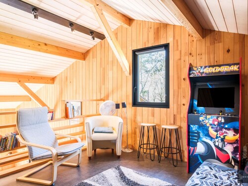 Chalet with jacuzzi and pétanque - 6 guests