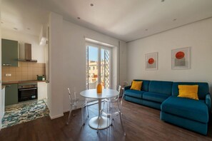 Interior - A comfortable and welcoming 48 square meters apartment, perfect for two people, located on the fifth and top floor of a building with an elevator (NOT accessible to disabled guests).The property is located very close to Rome Tiburtina Station (400 meters (Rome)