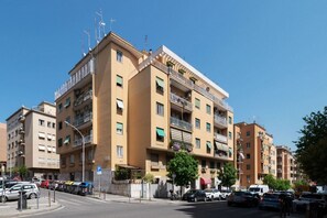 Exterior - A comfortable and welcoming 48 square meters apartment, perfect for two people, located on the fifth and top floor of a building with an elevator (NOT accessible to disabled guests).The property is located very close to Rome Tiburtina Station (400 meters (Rome)