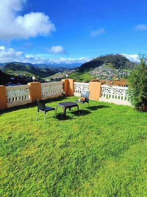 Property grounds - Winterfeel Bellmount by Neon Nest (Ooty)