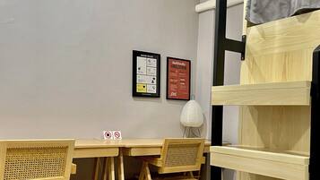 Desk, laptop workspace, free WiFi