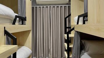 Shared Dormitory, Women only, Non Smoking, Shared Bathroom | Desk, laptop workspace, free WiFi