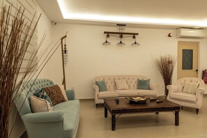 Interior detail - Domotel Kea (Kea)