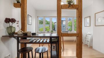 Family Apartment, Mountain View | Private kitchen