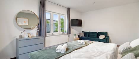 Familie appartement, uitzicht op bergen | Verduisterende gordijnen, gratis wifi