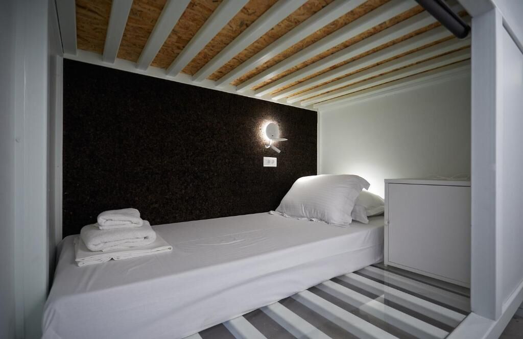 Bed in 8-Bed Dormitory Room - Women Only | Wi-Fi gratuito