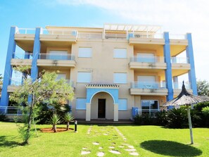 Exterior - 145 Emerald Beach, 1-7 (Denia)