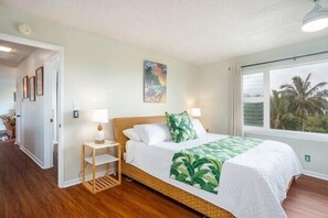 Free WiFi, bed sheets - Alii Kai 2203 - Ocean, Mountain and Sunset Views (Princeville)