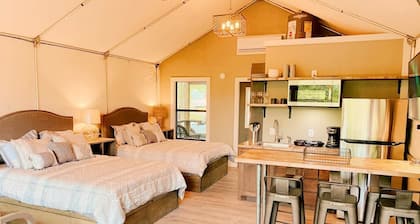 Relaxing Texas Vacation by the Water | Birdhouse Cabin