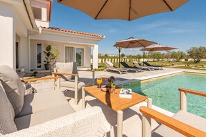 Pool - Villa Emocija Zadarvilas (Vrsi)