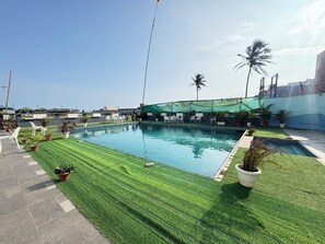 Pool - Golden Palace (Puri)