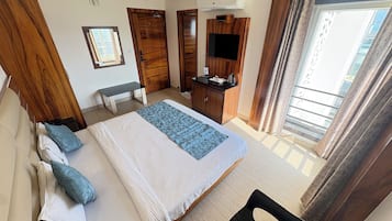 Double Room, Partial Sea View
