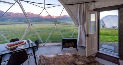Secluded Montana Dome Retreat with Stunning Mountain Views Near Yellowstone National Park