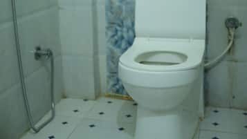 Deluxe Double Room | Bathroom