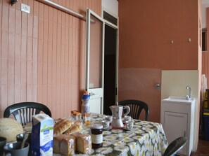 Ferienhaus, 3 Schlafzimmer, Raucher, Balkon | Esszimmer