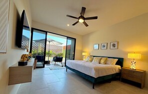 Room - Private Patio Entry · Plunge Pool · Walk to Beach · Santa Cruz Huatulco · A/C (Bahía de Santa Cruz Huatulco)