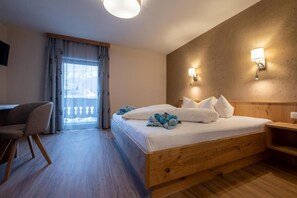 Superior Double Room | Free WiFi, bed sheets