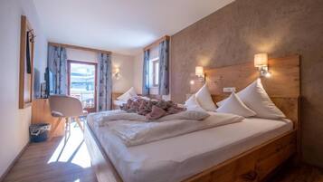 Superior Triple Room | Free WiFi, bed sheets