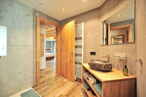 Chambre Quadruple Classique | Salle de bain