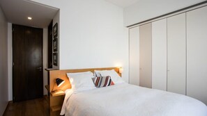 House - El Jacaranda Large 3 BR With Balcony in Recoleta (Buenos Aires)