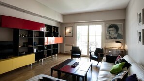 House - El Jacaranda Large 3 BR With Balcony in Recoleta (Buenos Aires)
