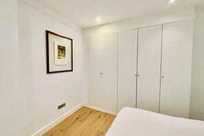 House - Republica 2BR apt Near Madrid s Financial Center (Madrid)