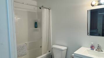Double Room | Bathroom