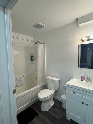 Double Room | Bathroom
