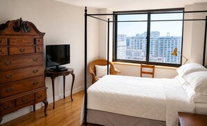 1 bedroom, desk, iron/ironing board, free WiFi - Registered NYC Short-Stay Room Steps away from Central Park, Events & Museums (New York)