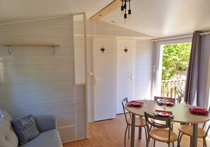 Comfort Mobile Home | Living area