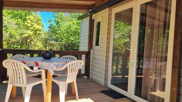 Comfort stacaravan | Terras