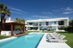 A heated pool - Azure Soul Hideaway (Punta Cana)