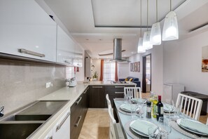 Fridge, microwave, oven, coffee/tea maker - Modern and cosy 2 bedroom apartment PSCI1-1 (Mellieha)